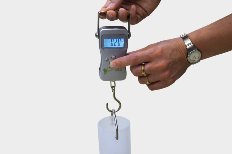 Vicon-Spreader-Measuring-Set-Step-01-gnry1ibnmq